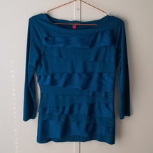 Load image into Gallery viewer, Vince Camuto Tier Blouse - Size XS
