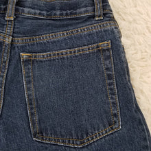 Load image into Gallery viewer, Circo Relaxed Fit Jeans - Size 14
