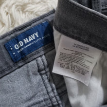Load image into Gallery viewer, Old Navy Super Skinny Grey Jeans - Size 14
