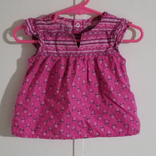 Load image into Gallery viewer, Carter&#39;s Handkerchief Dress Outfit 2-pc - Size 12M
